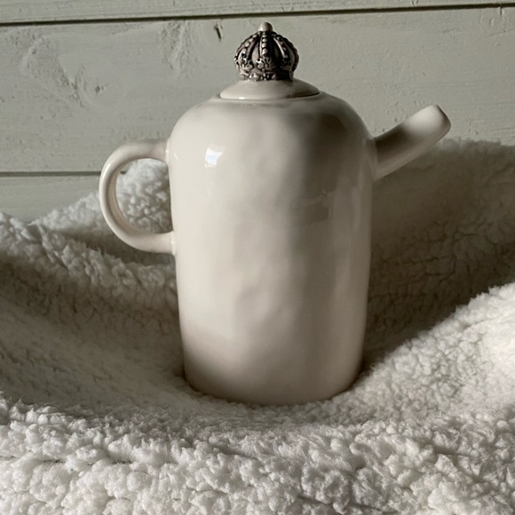 🌸SOLD🌸RAE DUNN 2014 Crown Teapot Extremely RARE - Picture 10 of 16
